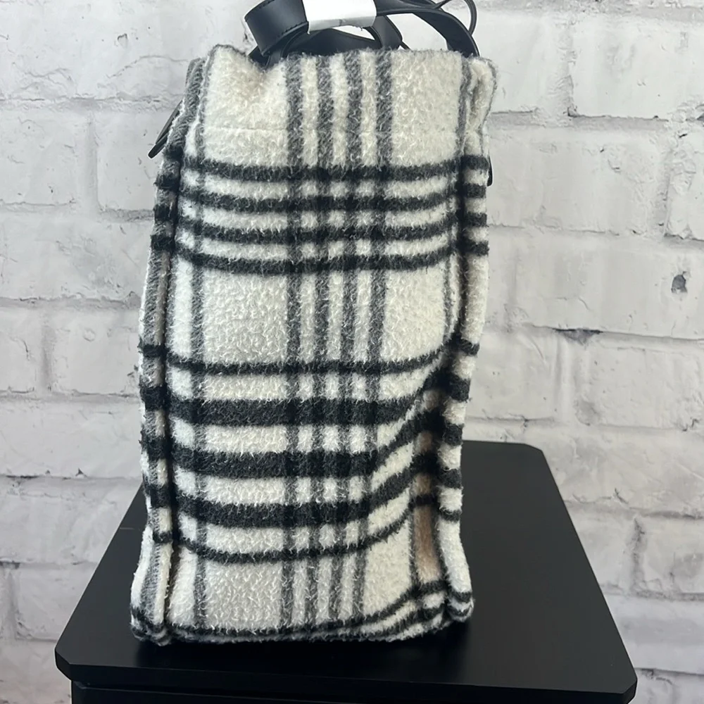 JW ANDERSON crafted wool
